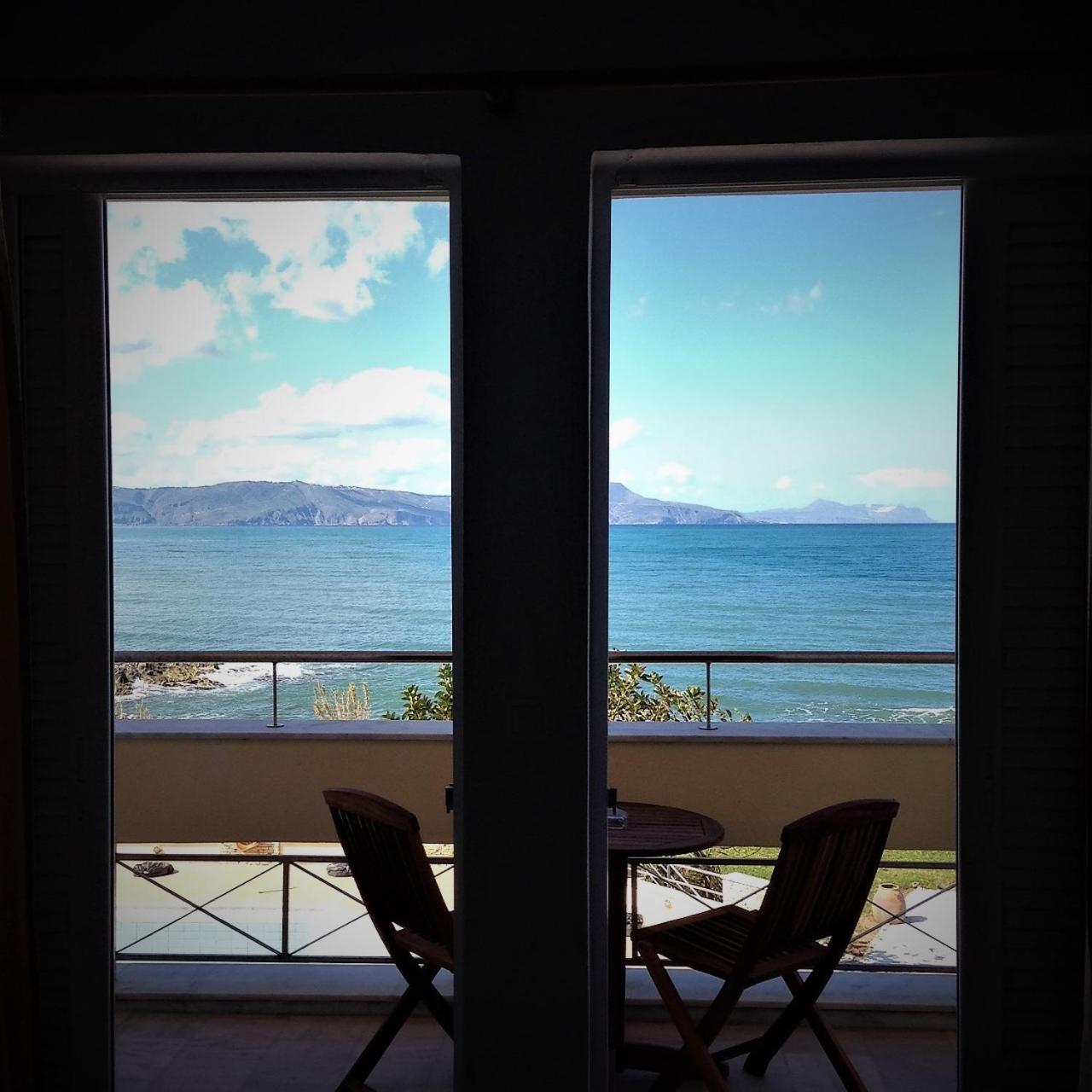 Kanakis Blue Beach Apartments Petres  Exterior foto