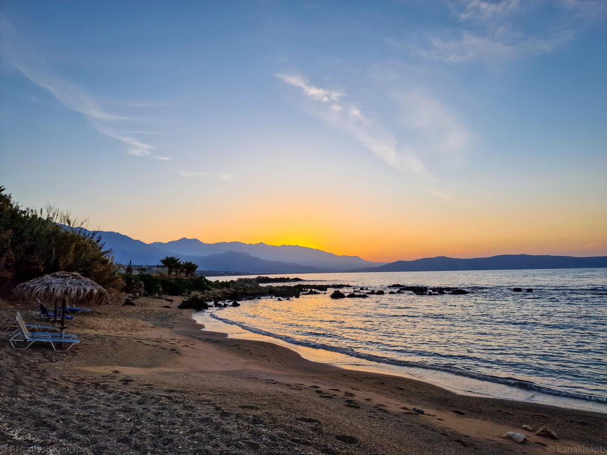 Kanakis Blue Beach Apartments Petres  Exterior foto